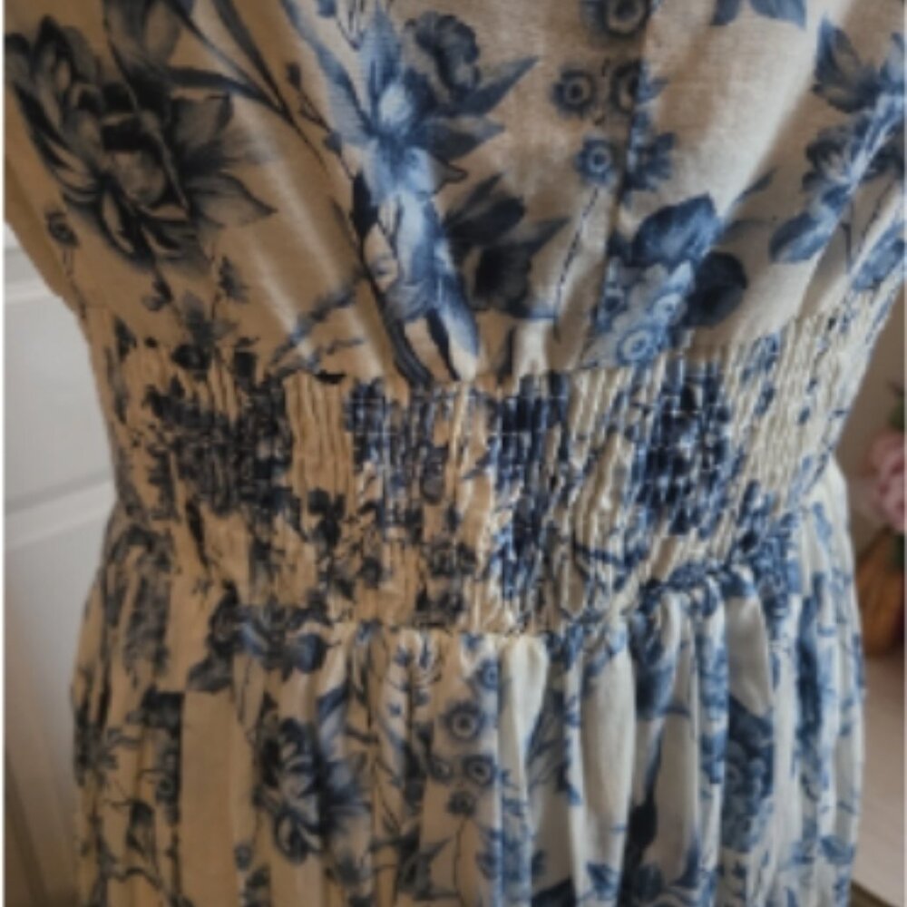 TAYLOR Floral Spring Dress - Picture 8 of 12